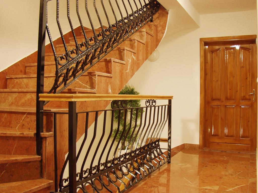 Guest House Villa Iva Budva Kültér fotó